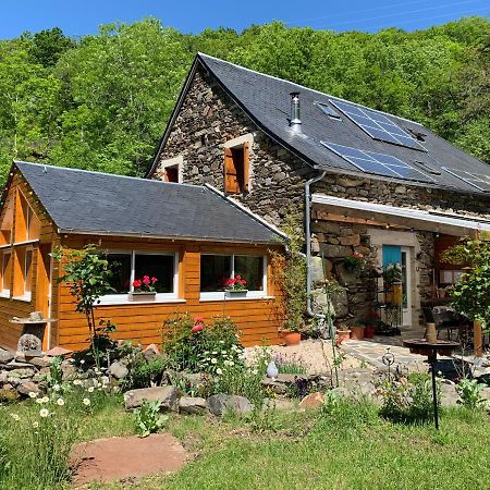 Chambres D'Hotes Le Lepadou-Bas Saint-Chély-dʼAubrac Exteriör bild