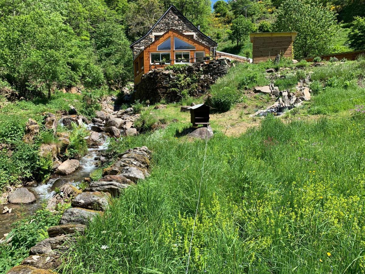 Chambres D'Hotes Le Lepadou-Bas Saint-Chély-dʼAubrac Exteriör bild