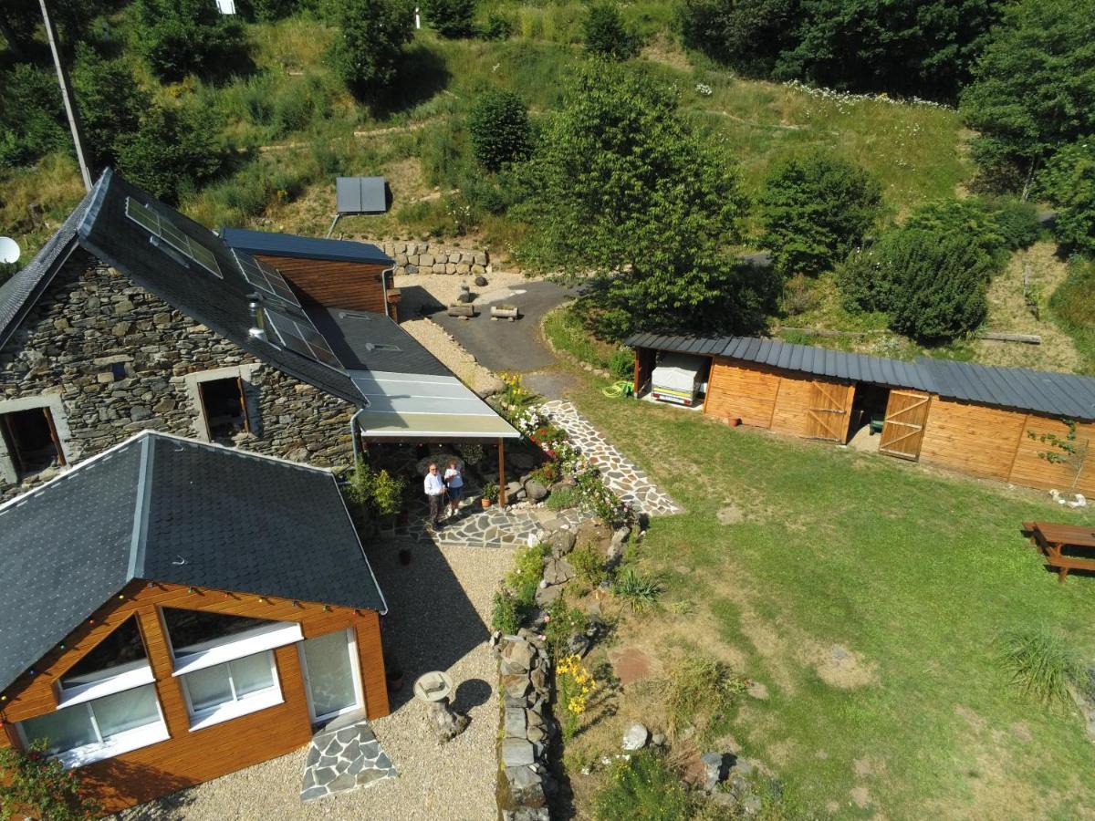 Chambres D'Hotes Le Lepadou-Bas Saint-Chély-dʼAubrac Exteriör bild