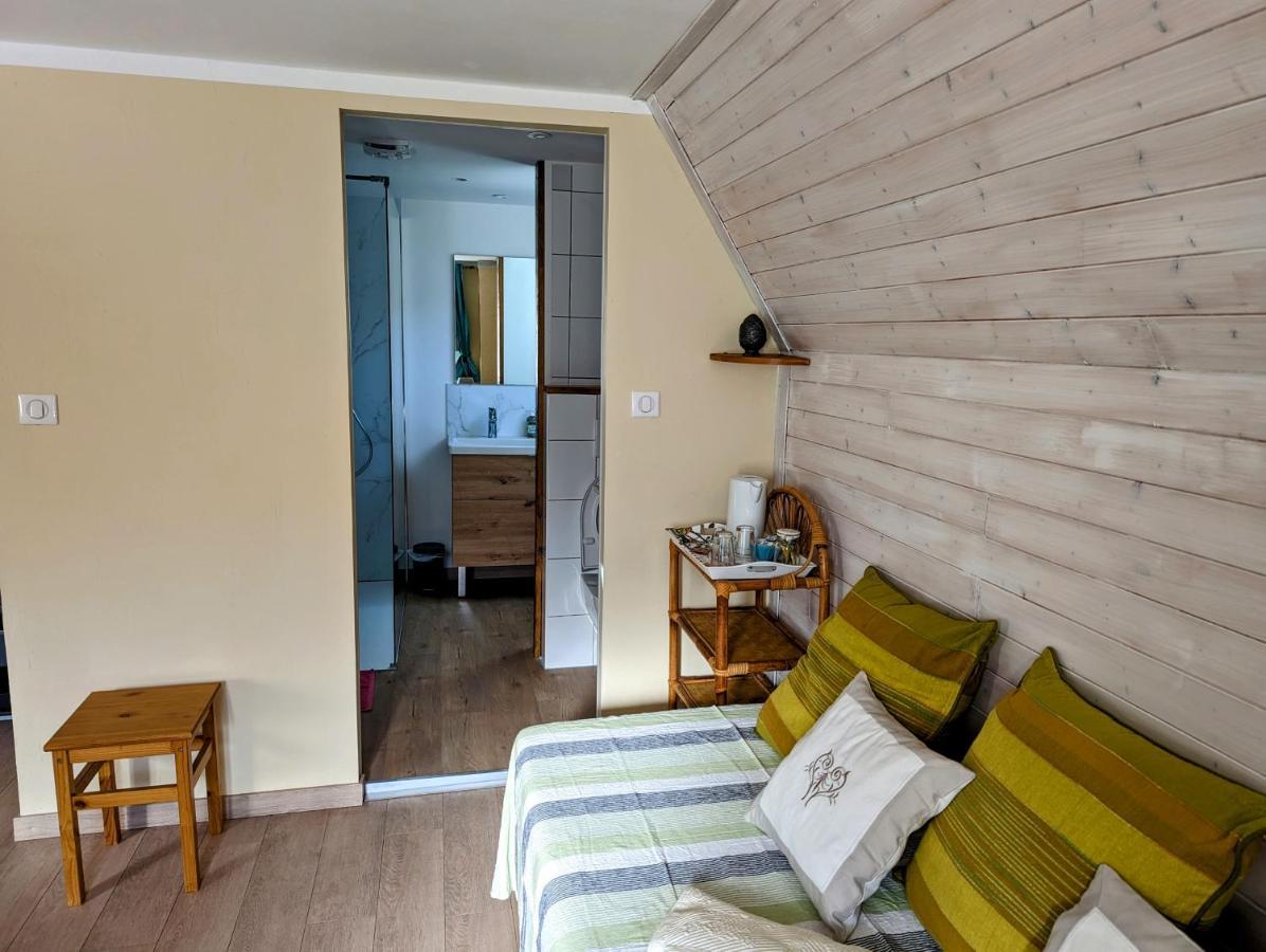 Chambres D'Hotes Le Lepadou-Bas Saint-Chély-dʼAubrac Exteriör bild